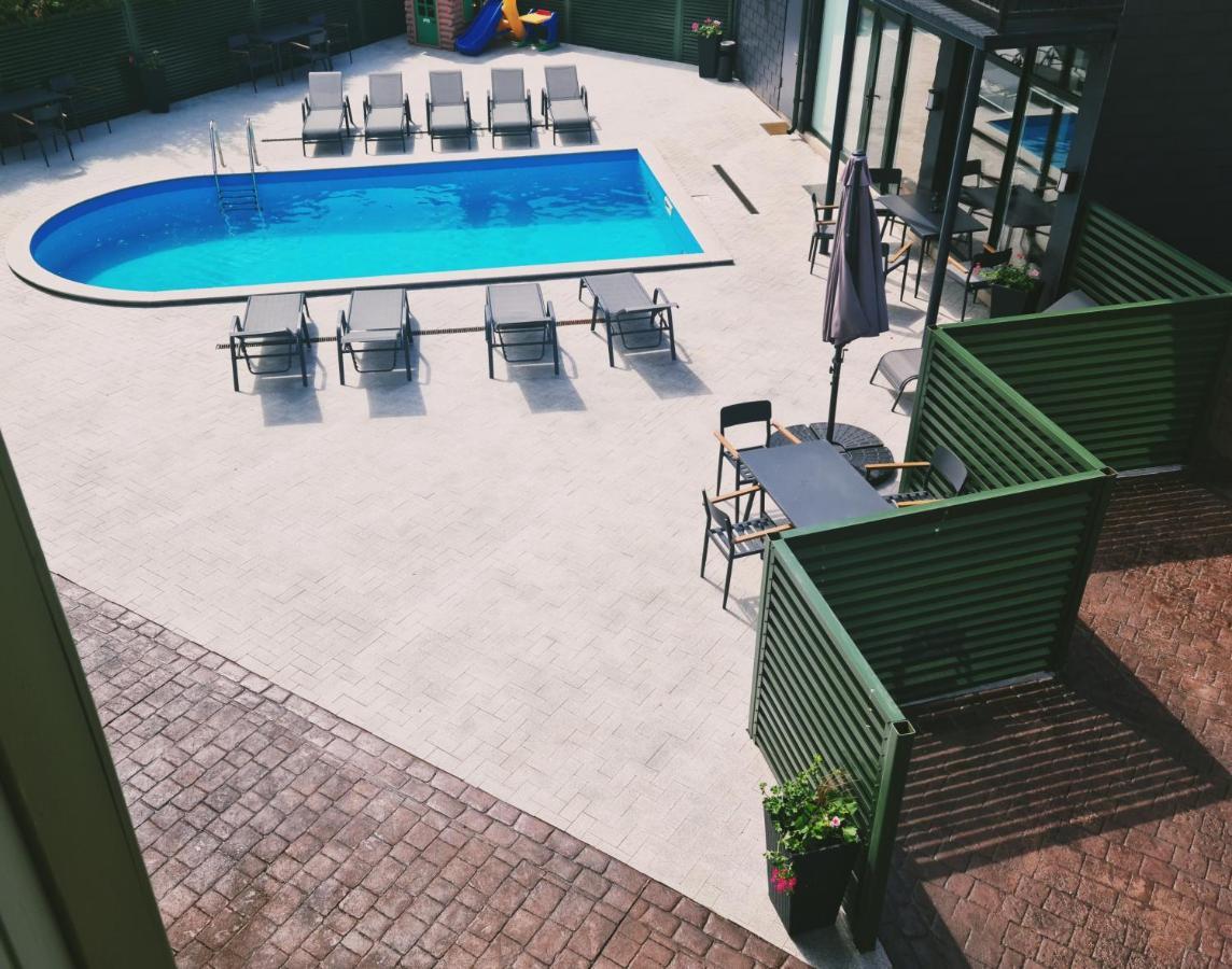 Medziotoju Kiemelis Hotel Palanga Exterior photo