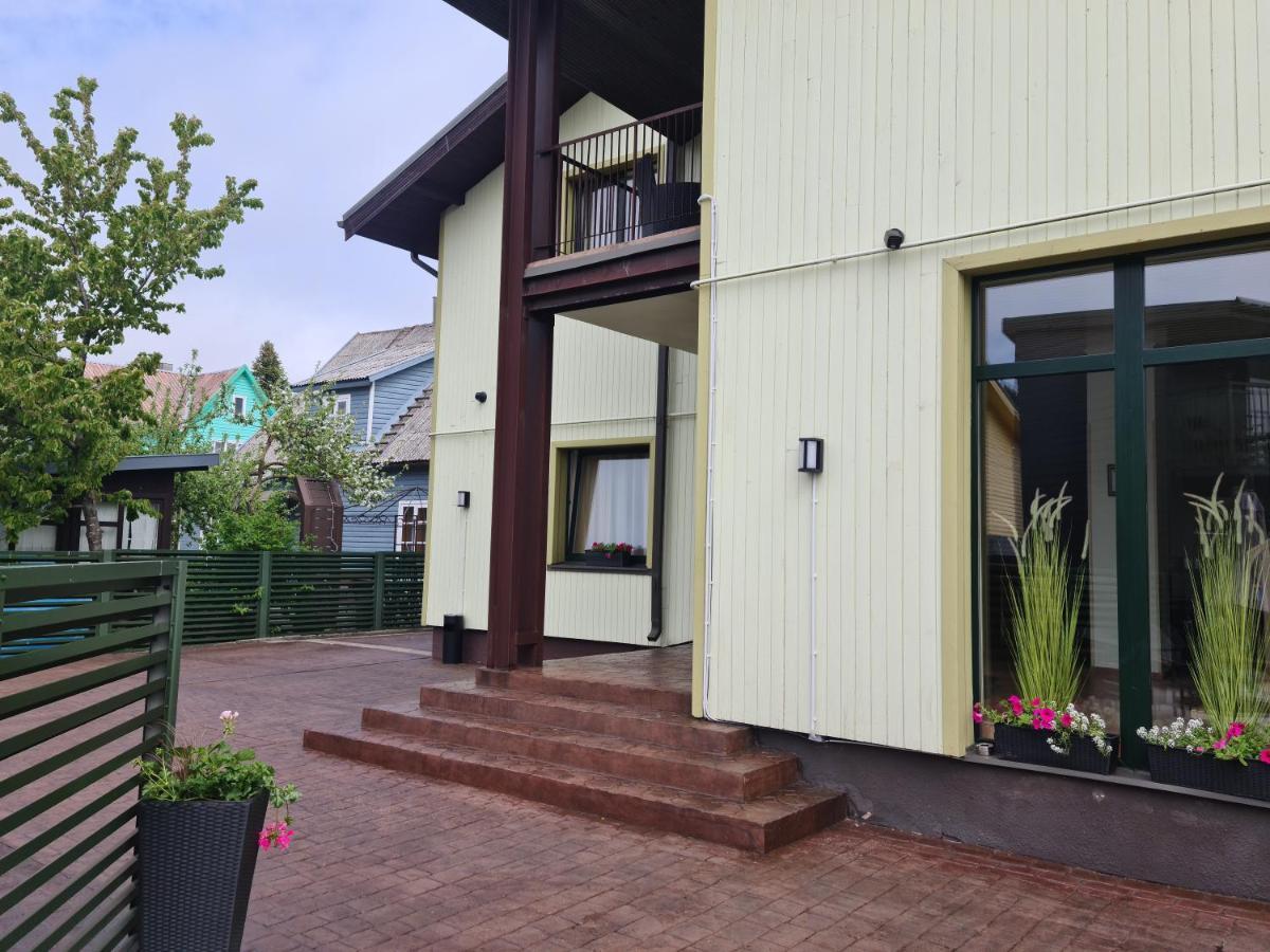 Medziotoju Kiemelis Hotel Palanga Exterior photo